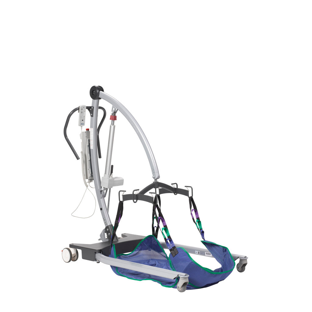 Drive Levantar electric floor lift with boom arm lowered and blue mesh sling laid flat on base in transfer preparation position, showing hand control and locking casters