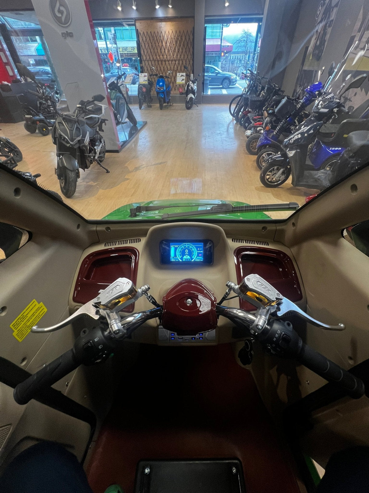 GIO Golf PR Long Range Fully Enclosed Mobility Scooter
