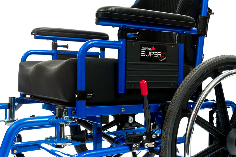 SuperTilt seat, armrests and red tilt release lever